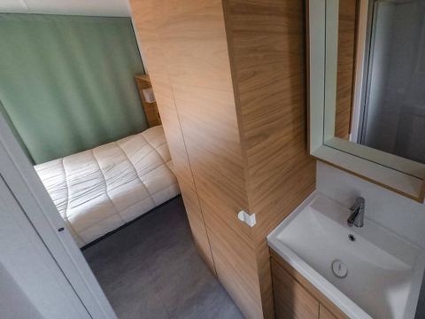 MOBILHOME 4 personnes - Comfort | 2 Ch. | 4 Pers. | Terrasse surélevée non couverte | Clim. | TV