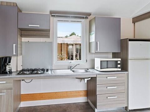 MOBILHOME 4 personnes - PMR | Comfort | 2 Ch. | 4 Pers. | Terrasse surélevée | Clim.