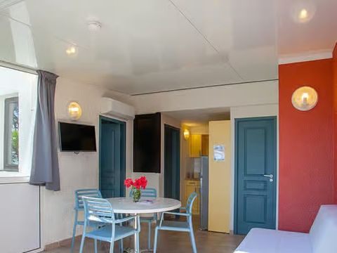 BUNGALOW 4 personnes - Classique Bung 2 chambres 4 personnes Terrasse Jardin
