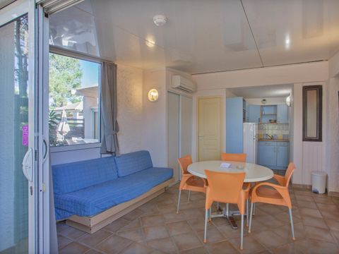 BUNGALOW 5 personnes - Classique Bung 2 chambres 5 personnes Terrasse Jardin