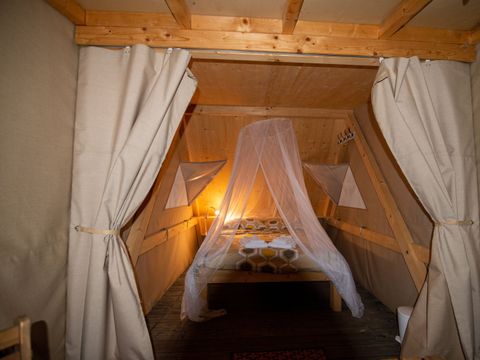TENTE TOILE ET BOIS 2 personnes - Nateko, sans sanitaires