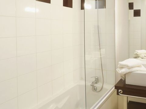 STUDIO 4 personnes - G/368 - studio + cabine - 4 personnes