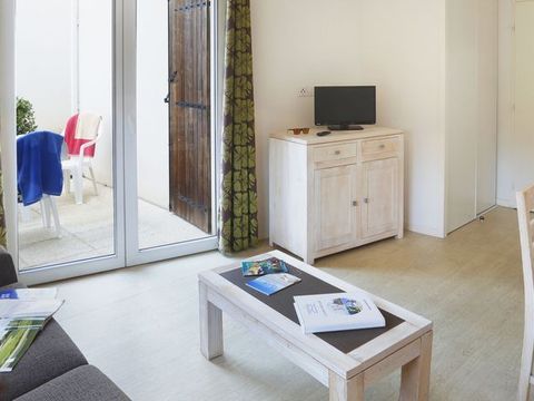 MAISON 6 personnes - G/368 - 2 pièces + cabine - 6 personnes