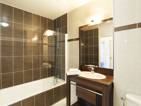 APPARTEMENT 6 personnes - G/353_3 PIECES 6 PERS MUTAMI