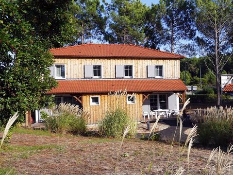 MAISON 8 personnes - T4