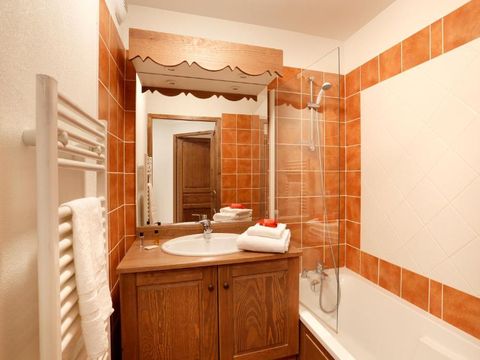 APPARTEMENT 8 personnes - G/340- 3 pièces + cabine