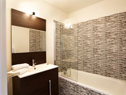 APPARTEMENT 4 personnes - G/348_2 PIECES 4 PERSONNES