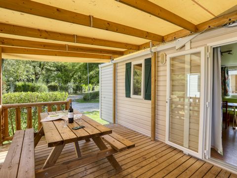 Mobilhome 4/5 personnes - Confort - 2 chambres - Terrasse couverte