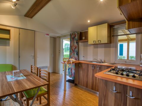 Mobilhome 4/5 personnes - Confort - 2 chambres - Terrasse couverte