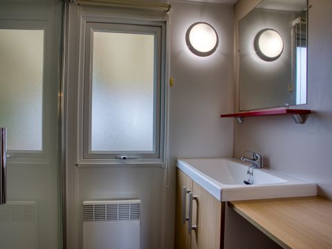 MOBILHOME 7 personnes - Mobil-home Privilège 3ch TV 2SDB 6/7 pers