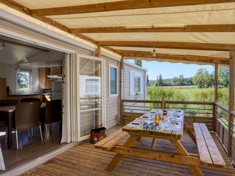Mobilhome 6/7 personnes - Privilège - 3 chambres - TV - 2 salles de bain