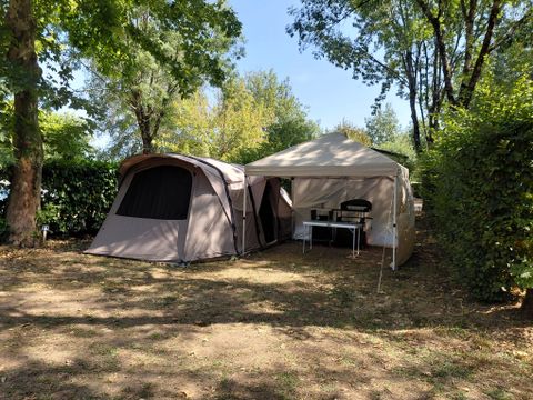 Tente 4 personnes - Le Prêt à camper Grand Confort 1/4 pers