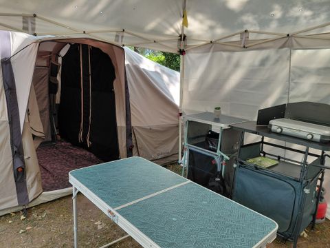 Tente 1/4 personnes - Le Prêt à camper Grand Confort