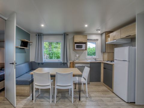 Mobilhome 6 personnes - Privilège - XL - 3 chambres - TV lave-vaisselle