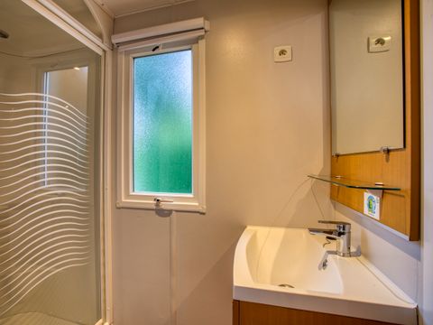 Mobilhome 4 personnes - Confort - 2 chambres - Terrasse couverte