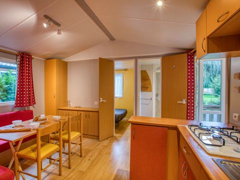 Mobilhome 4 personnes - Confort - 2 chambres - Terrasse couverte
