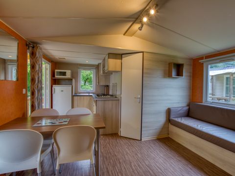 Mobilhome 4/5 personnes - Confort Plus - 2 chambres - Terrasse