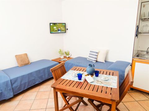 APPARTEMENT 4 personnes - Cottage Supérieur Giglio