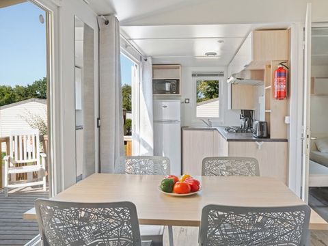 Mobilhome 4 personnes - Mobil-home | Comfort XL | 2 Ch. | 4 Pers. | Terrasse surélevée | Clim.
