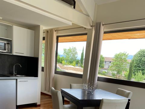 APPARTEMENT 2 personnes