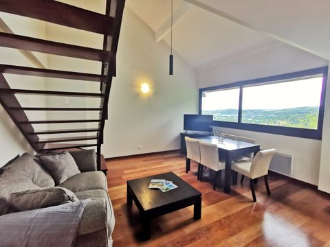 APPARTEMENT 4 personnes - Supérieur
