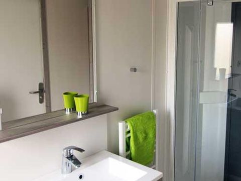 MOBILHOME 1 personne - Suite : 1 chambre + cuisine -