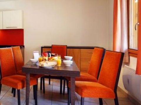 APPARTEMENT 6 personnes - G/344_2 PIECES CABINE 6 PERSONNES
