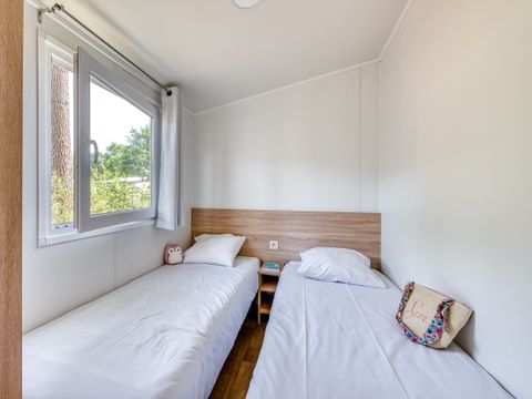 MOBILHOME 10 personnes - Cottage TWIN Cordouan 6 Pièces 10 Personnes Climatisé + TV