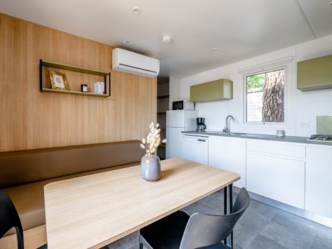 MOBILHOME 10 personnes - Cottage TWIN Cordouan 6 Pièces 10 Personnes Climatisé + TV