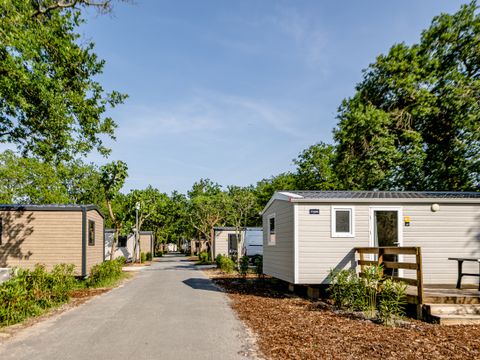 MOBILHOME 4 personnes - Cottage Cordouan 3 Pièces 4 Personnes Climatisé + TV