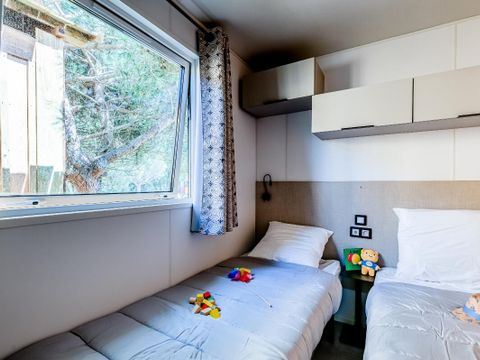MOBILHOME 10 personnes - Cabane TWIN 6 Pièces 10 Personnes Climatisé + TV