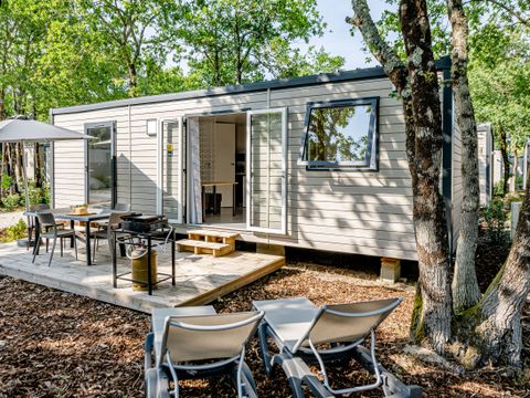 MOBILHOME 4 personnes - Confort Premium 3 Pièces 4 Personnes Climatisé + TV
