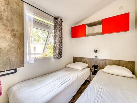 MOBILHOME 4 personnes - PMR 3 Pièces 4 Personnes Climatisé + TV