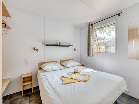 MOBILHOME 10 personnes - Cabane TWIN 6 Pièces 10 Personnes Climatisé + TV