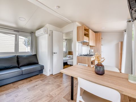 MOBILHOME 10 personnes - Cabane TWIN 6 Pièces 10 Personnes Climatisé + TV