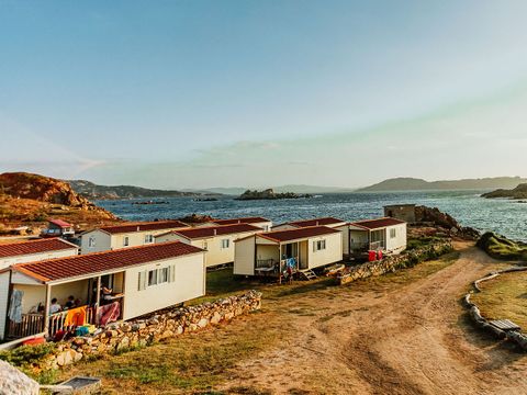 MOBILHOME 4 personnes - FRONT DE MER