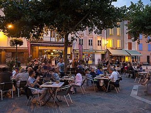 Résidence Les Grands Ax - Camping Ariège - Image N°14