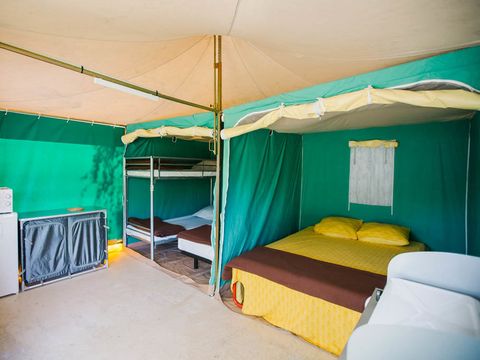 BUNGALOW TOILÉ 5 personnes - BENGALI Toilé 5 pers équipé (sans sanitaires)