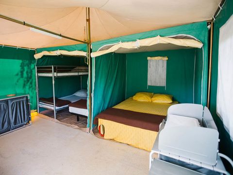 BUNGALOW TOILÉ 5 personnes - BENGALI Toilé 5 pers équipé (sans sanitaires)