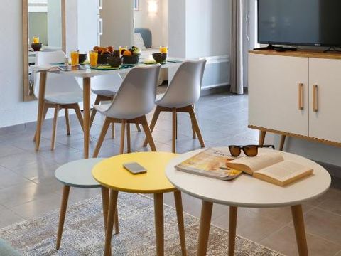 APPARTEMENT 6 personnes - G/349 - 2 pièces + cabine - 6 personnes