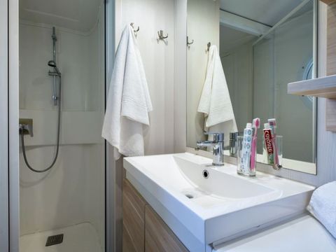 MOBILHOME 6 personnes - classique 3 Chambres 6 Personnes