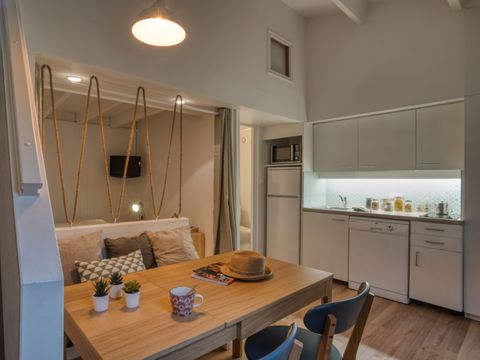MOBILHOME 8 personnes - Cabane Tribu 8 pers. (2 cabanes de 25m2 face à face)