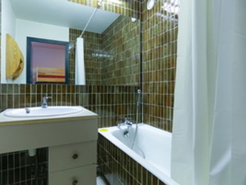 STUDIO 4 personnes - 4 personnes - 29 m² STUDIO 4 personnes - 4 personnes - 29 m²