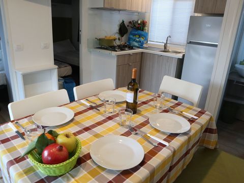Mobilhome 4 personnes - MOBILHOME CONFORT AVEC DEUX SALLES DE BAINS