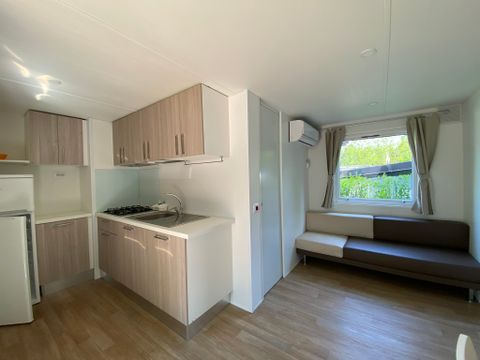 Mobilhome 4 personnes - MOBILHOME BELLA AVEC JARDIN PRIVÈ
