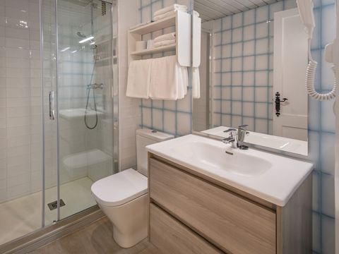 APPARTEMENT 4 personnes - A2 - APTO 2/4 - OCUPADO 4 PERS