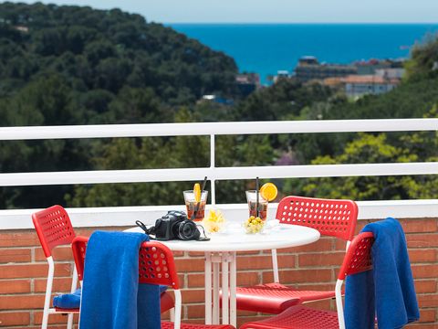 APPARTEMENT 4 personnes - A1 APTO 2+2 V. MONTAÑA SUP.