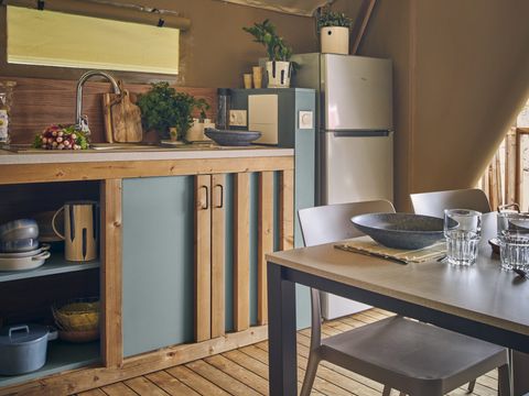 Tente en toile et en bois 6 personnes - Toilé meublé confort 3 pièces