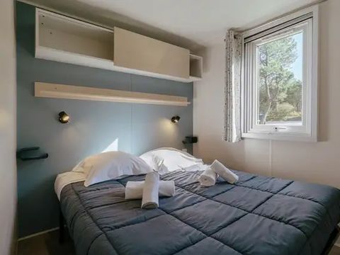 MOBILHOME 6 personnes - 4 pièces Accueil lit bébé impossible