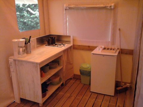 BUNGALOW TOILÉ 5 personnes - Bungalow Toilé Standard 19m² (2 chambres) - Terrasse couverte 6m² - Sans sanitaires 5 pers